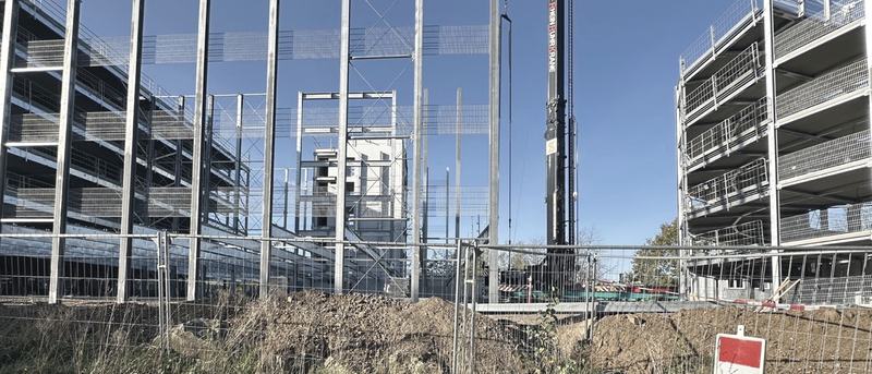 Parkhaus Klinikum Osnabrück: Stahlkonstruktion der Stellplatzebenen